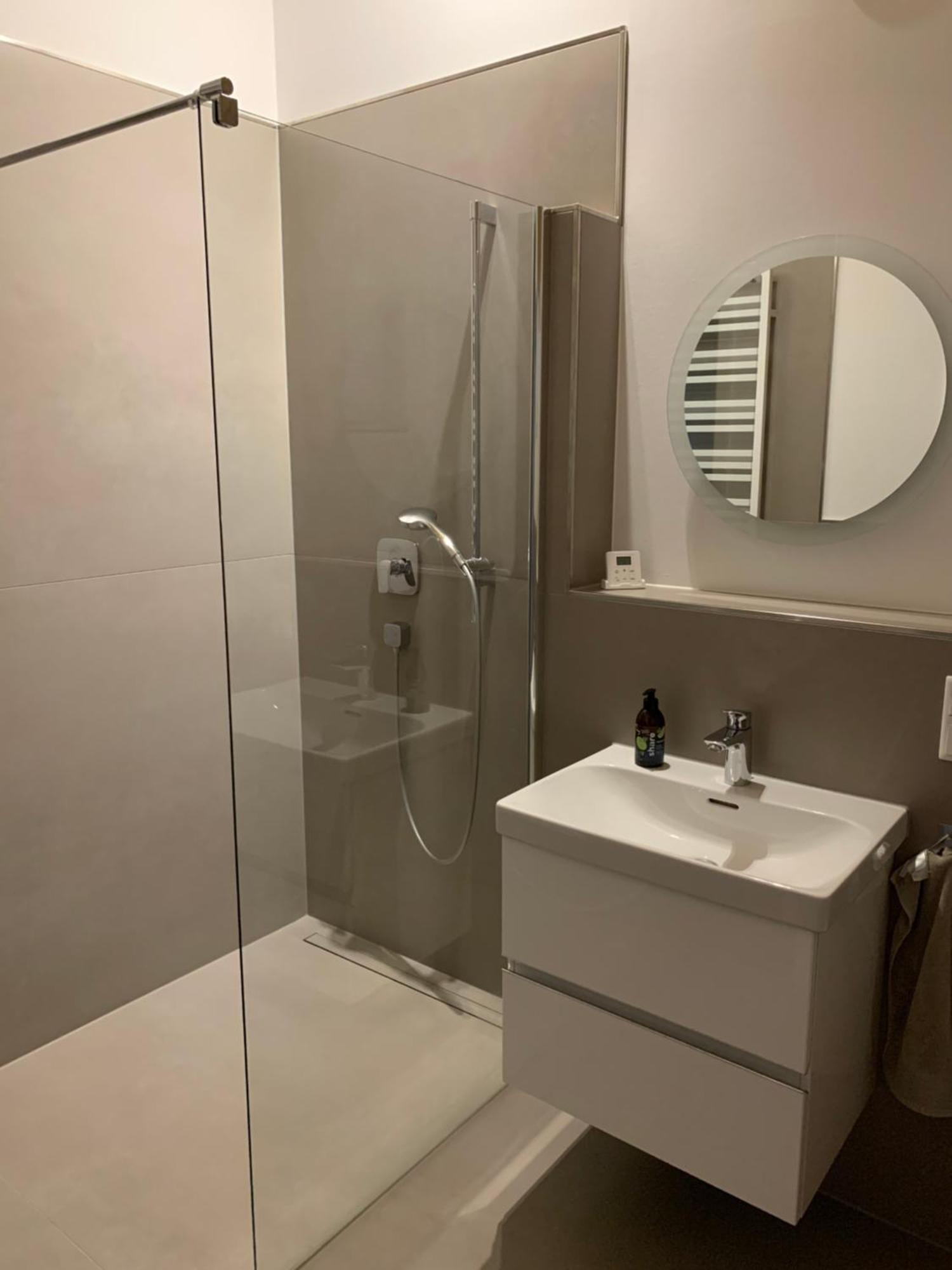 Modernes Am Waldrand Apartment